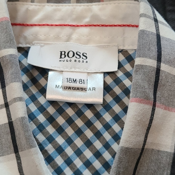 Hugo Boss boys set - Picture 9 of 12